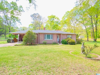 301 Sun Valley Rd, Center Point, AL 35215