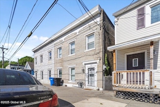 57 O Connell St, Albany, NY 12209