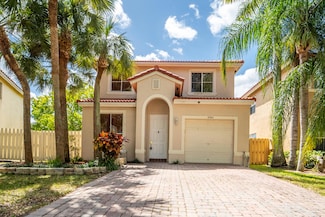 4341 Lake Lucerne Cir, West Palm Beach, FL 33409