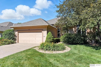 302 S 169th Cir, Omaha, NE 68118