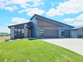 6554 Morgan Dr NW, Byron, MN 55920