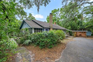 1520 Live Oak Dr, Tallahassee, FL 32301