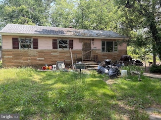 116 W Colton Ln, Williamstown, NJ 08094