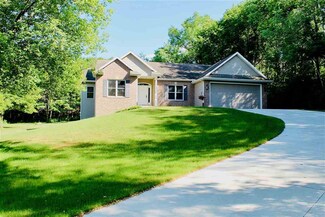 W2663 Zurfluh Rd, Albany, WI 53502