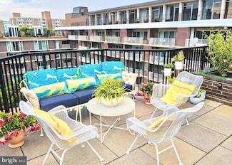 520 N St SW Unit S514, Washington, DC 20024