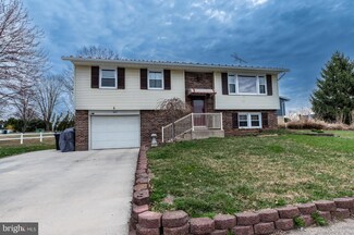 283 Boomerang Dr, Ephrata, PA 17522