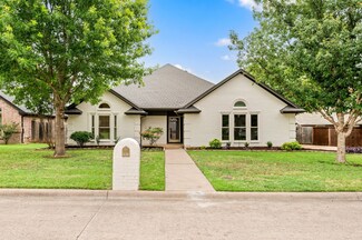 28 Alamosa Dr, Roanoke, TX 76262