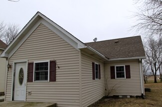 18320 W Commercial St, Wilmington, IL 60481