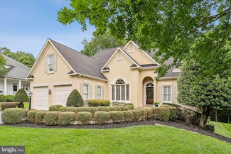 8109 Crooked Oaks Ct, Gainesville, VA 20155
