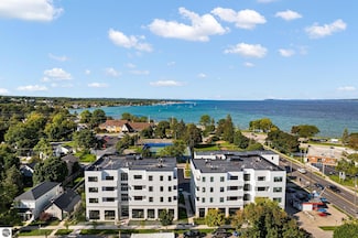 714 #206 Randolph St Unit 206, Traverse City, MI 49684
