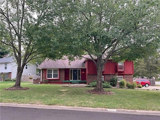 7114 E 132nd St, Grandview, MO 64030