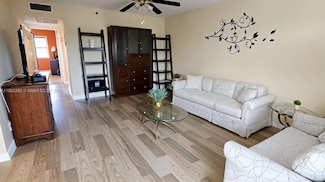 1044 Harwood D Unit D, Deerfield Beach, FL 33442