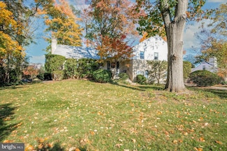 1229 Red Rambler Rd, Jenkintown, PA 19046