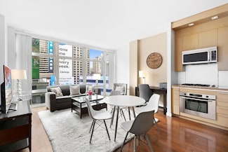 1600 Broadway Unit 11D, New York, NY 10019