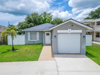 719 58th St S, Gulfport, FL 33707