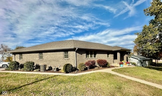 1201 10th St, Covington, IN 47932