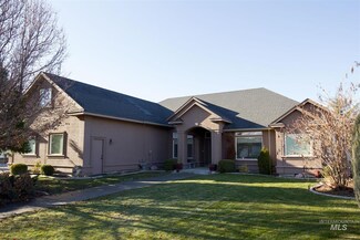 1301 Jessica Ave, Fruitland, ID 83619