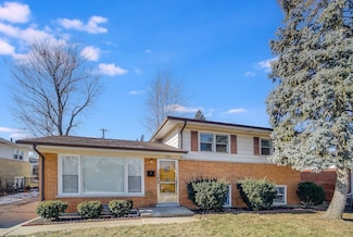126 N Floyd Ln, Chicago Heights, IL 60411