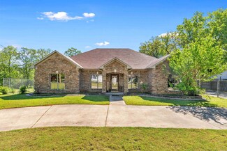 112 Robin Ln, Sherwood, AR 72120