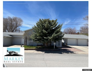 1014 Rodeo St, Rawlins, WY 82301