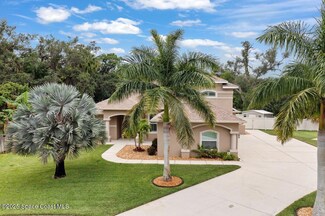 1300 Myrtle Oak Ct NE, Palm Bay, FL 32907