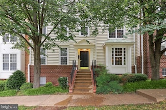 1510 Northern Neck Dr Unit 102, Vienna, VA 22182