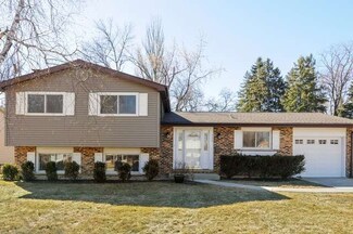 735 W Gettysburg Dr, Arlington Heights, IL 60004