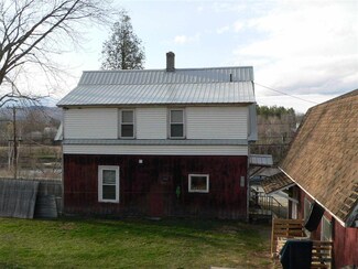 733 Lancaster Rd, Lancaster, NH 03584