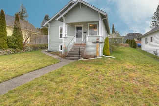 2011 State St, Everett, WA 98201