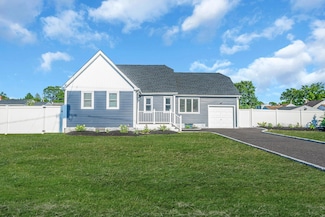 105 Commack Rd, North Babylon, NY 11703
