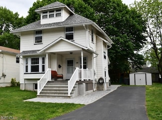 118 Golf Ave E, South Plainfield, NJ 07080