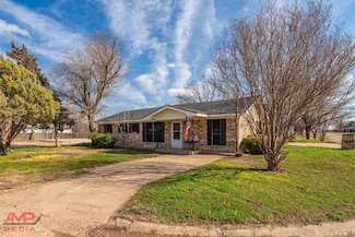 602 Sunset Dr, Stamford, TX 79553
