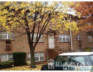 18 College Dr Unit 18, Edison, NJ 08817