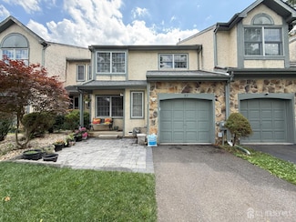 37 Dorchester Dr, East Brunswick, NJ 08816