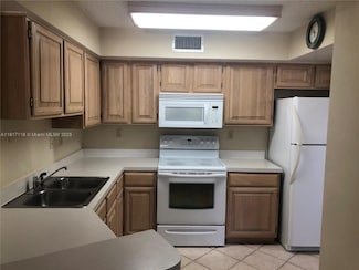 1280 S Alhambra Cir Unit 2201, Coral Gables, FL 33146