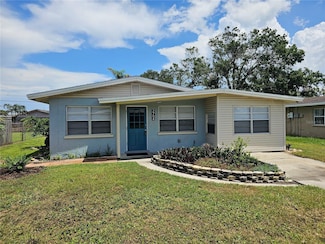 2704 12th St W, Palmetto, FL 34221