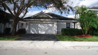 9135 Lake Park Cir S, Davie, FL 33328
