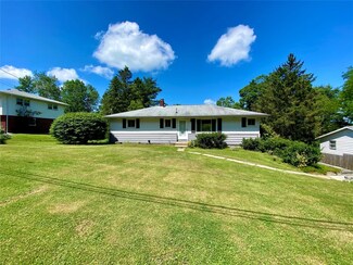 192 Forest Hill Rd, Apalachin, NY 13732