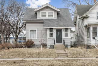977 Fuller Ave, Saint Paul, MN 55104