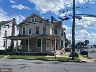 138 W Washington Ave, Myerstown, PA 17067