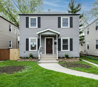 3919 Clinton Ave, Berwyn, IL 60402