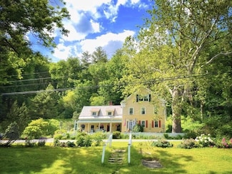 6311 Vt Route 7a, Arlington, VT 05250