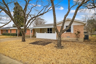 1230 Oriole Ln, Garland, TX 75042