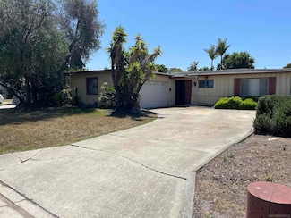 9125 Akard St, Spring Valley, CA 91977
