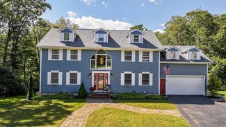 59 William Bradford Rd, North Dartmouth, MA 02747