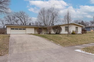 3212 Caroline St, South Bend, IN 46614