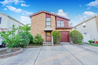 89 Memphis Ave, Staten Island, NY 10312