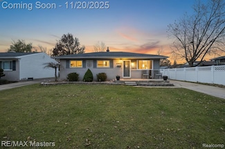 31630 Lynne Dr, Rockwood, MI 48173