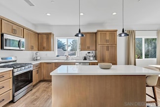 130 Scenic Dr, El Cajon, CA 92021