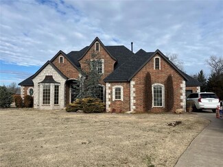 2308 N Troon Cir, Shawnee, OK 74801